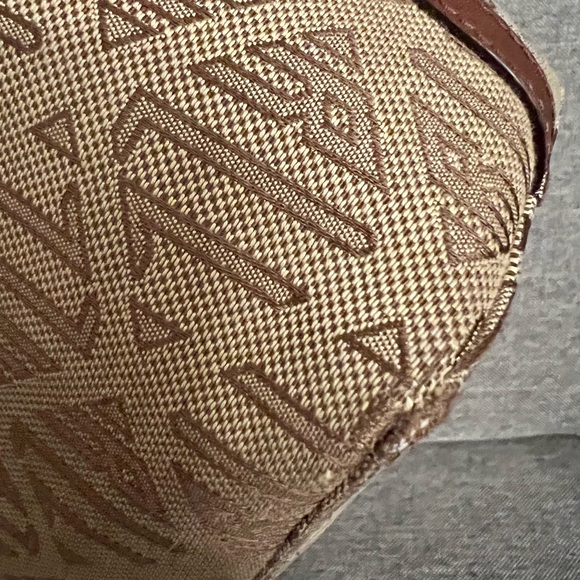 Lauren Ralph Lauren Tote - Picture 7 of 12